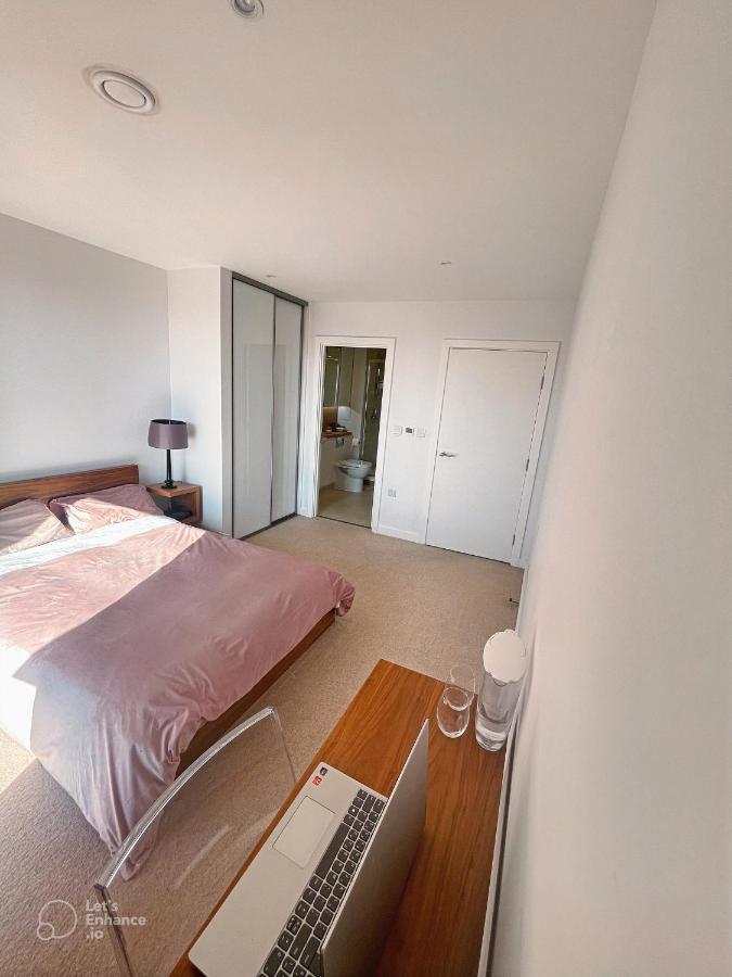 Bright Spacious En-Suite Room W/ London Views - 8Min From London Bridge! Exterior foto